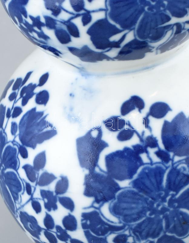 Kínai váza, porcelán, mázalatti kobaltkék virágdíszítménnyel, jelzett, hibátlan, m: 18 cm - Image 2