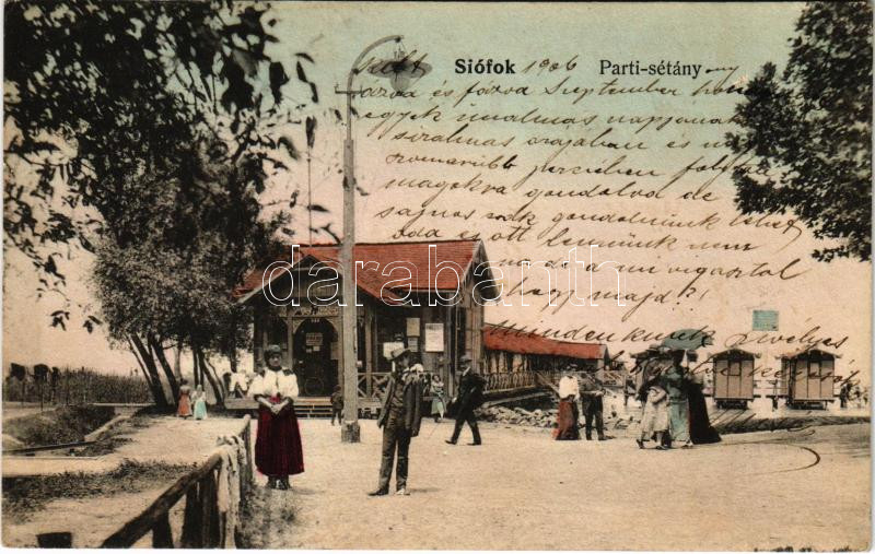 1906 Siófok, parti sétány, fürdőkabinok, bejárat. M.T. és F.V. Koch és Pór