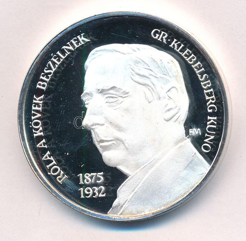 Fritz Mihály (1947- ) / Fűz Veronika (1951-) 2000. 'Gr. Klebelsberg Kunó 1875-1932 - Róla a kövek beszélnek / MÉE Szeged - Emelni kell a magyar tömegek művelődési szintjét' kétoldalas fém emlékérem (42,5mm) T:PP ujjlenyomat,