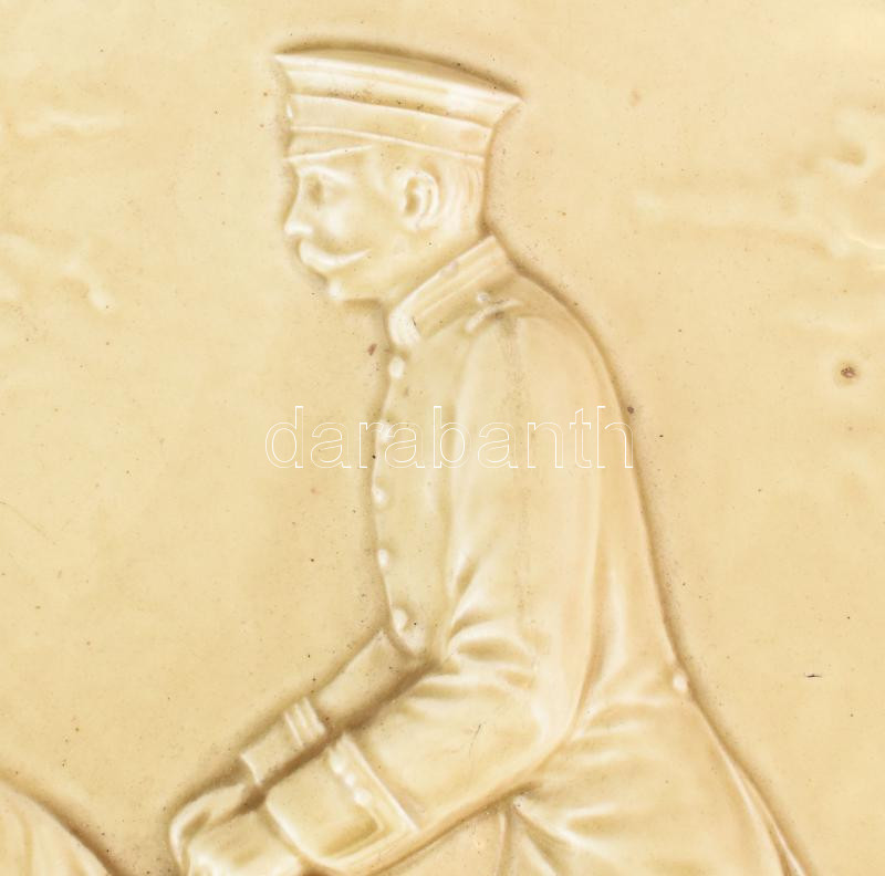 Josef Steidl Znaim Preimerleutenant Frh Reitzenstein zweiter im Distanzritte Berlin Wien feliratos, távlovaglás dísztányér. Jelzett, d: 45 cm - Image 2