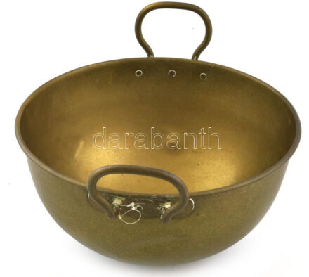 Réz habüst, horpadással, d: 27 cm