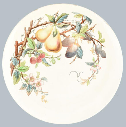Sarreguemines nagy méretű, gyümölcsös dísztál, jelzett, kopásokkal, d:38 cm
