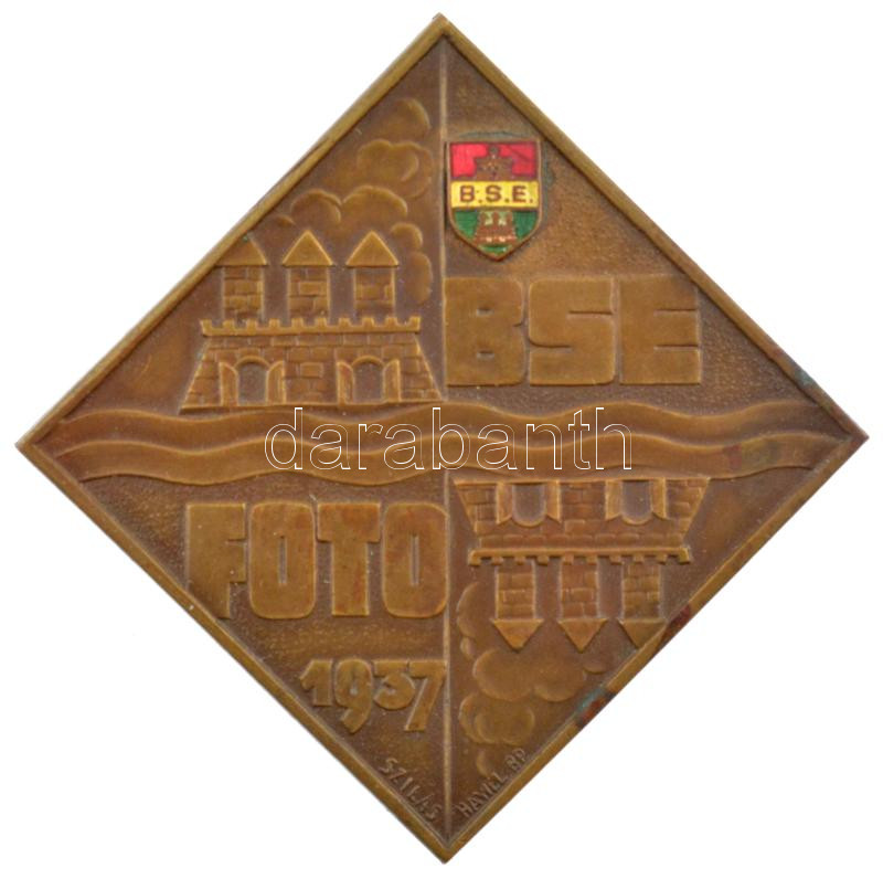 1937. 'BSE - Foto 1937' bronz emlékplakett a Budapesti Sport Egyesület zománcozott címer-rátétével (46x46mm) T:2