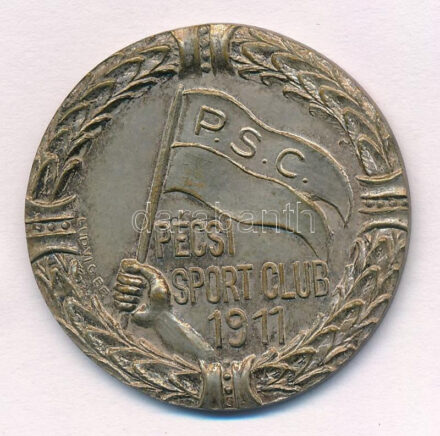 ~1920. 'PSC - Pécsi Sport Club 1911' ezüstözött bronz díjérem, hátoldalán 'Pécs II.' gravírozással, 'Ludvig BP' gyártói jelzéssel (35mm) T:2 patina