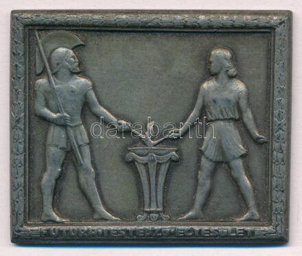 ~1940. 'Futura Testedző Egyesület' egyoldalas ezüstözött fém plakett (46x56mm) T:1- kis patina