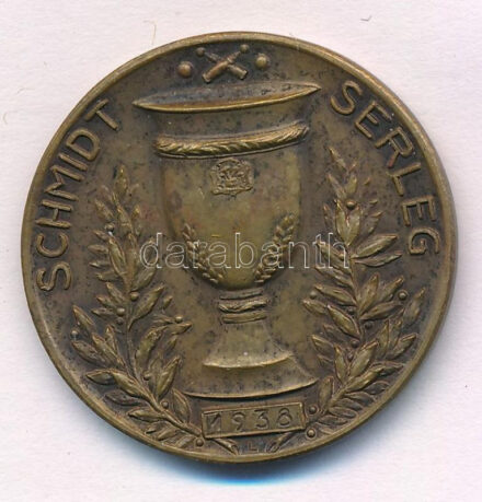 1938. 'Schmidt Serleg / Dreher Haggenmacher Sportkör' bronz díjérem (30mm) T:1-,2 patina