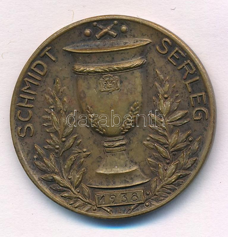 1938. 'Schmidt Serleg / Dreher Haggenmacher Sportkör' bronz díjérem (30mm) T:1-,2 patina