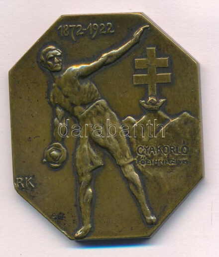 1922. 'Gyakorló Főgimnázium' bronz sportplakett. Szign.: RK (41x49mm) T:2
