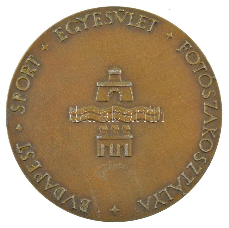 Madarassy Walter (1909-1994) DN 'Budapest Sport Egyesület Fotószakosztálya' kétoldalas, bronzozott fém emlékérem (66mm) T:2,2- - Image 2