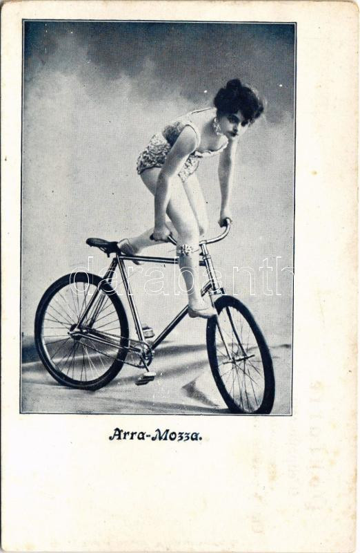 Arra-Mozza / Kerékpáros cirkuszi akrobata / Circus acrobat with bicycle (fl)