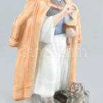 Herendi porcelán kutyáját etető juhász figura, kézzel festett, jelzett (Maugsch 1942), restaurált, m: 20 cm - Image 2