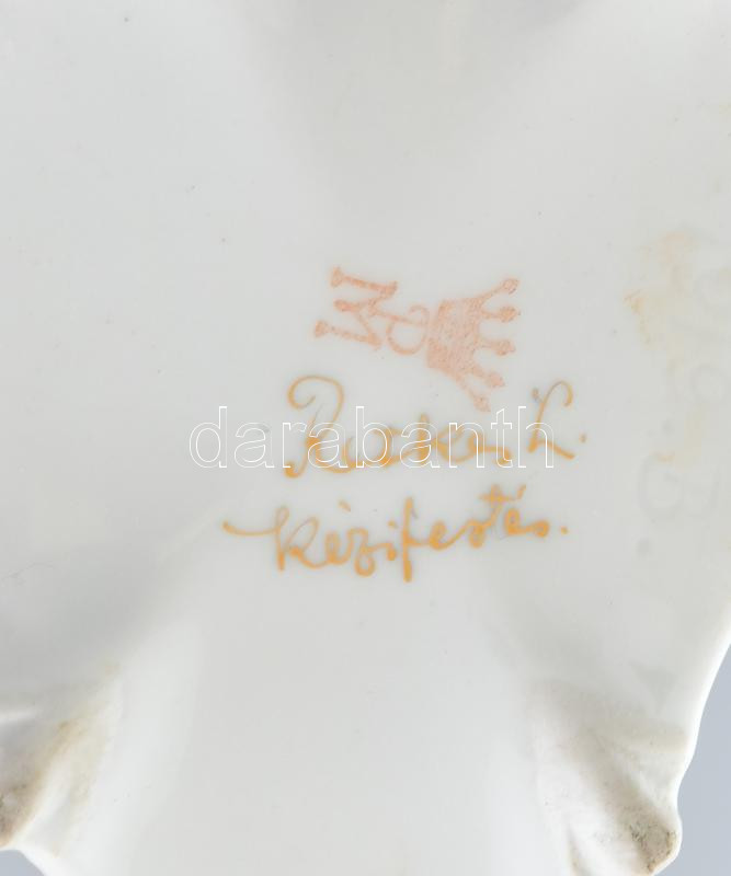Retkes jelzéssel: kézi festésű porcelán bonbonniere. Kis kopással 11x8 cm - Image 2