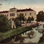 1920 Szombathely, Deák liget, Múzeum. Vasúti Levelezőlapárusítás 3985.