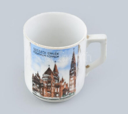 Zsolnay porcelán Szegedi emlék bögre. Matricás, jelzett, kopott 9 cm