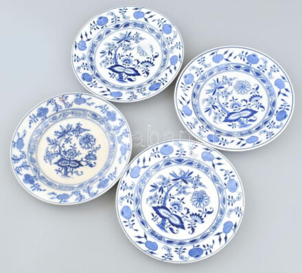 Villeroy & Boch antik süteményes tányér, 4db, kis kopásokkal, jelzett, d: 20 cm