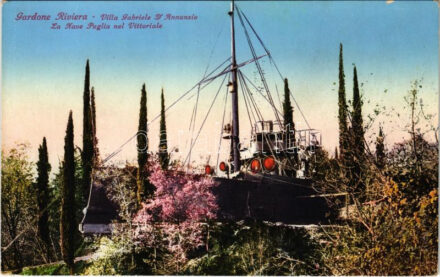 1930 Gardone Riviera, Villa Gabriele D'Annunzio, La Nave Puglia nel Vittoriale (EK)