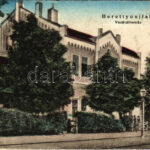 1922 Berettyóújfalu, Vasútállomás. Adler Béla kiadása + 'BIHARKERESZTES - BUDAPEST 15 C' vasúti mozgóposta bélyegző (EB)