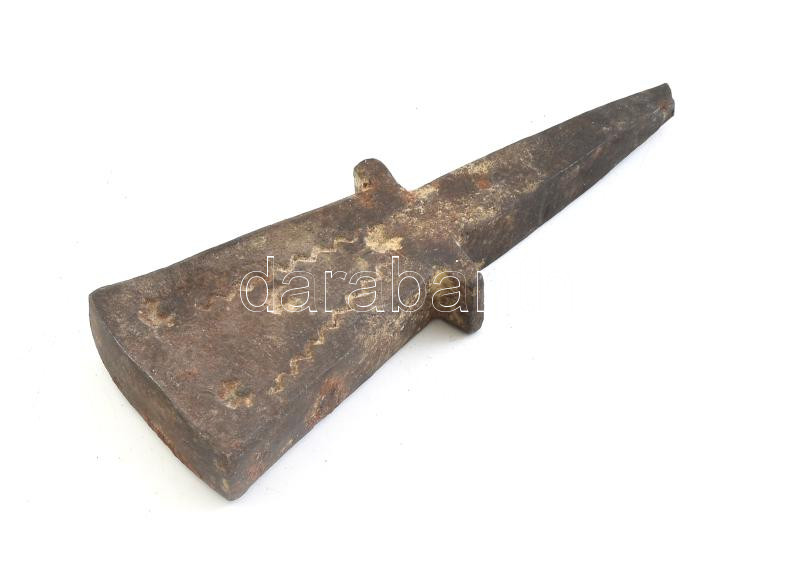1900 körül, népi kaszaüllő, kopásokkal, h: 11,5 cm