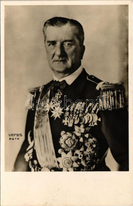 Vitéz nagybányai Horthy Miklós, Magyarország Főméltóságú Kormányzó Ura. Veres foto / Regent Horthy