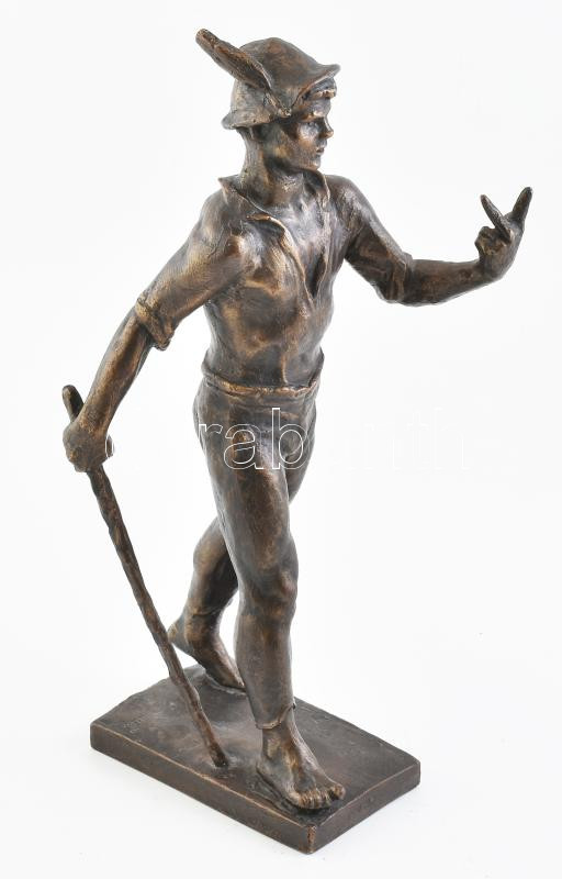 Grantner Jenő (1907-1983): Ludas Matyi. Bronzírozott műgyanta, jelzett, hibátlan, m:35 cm - Image 2