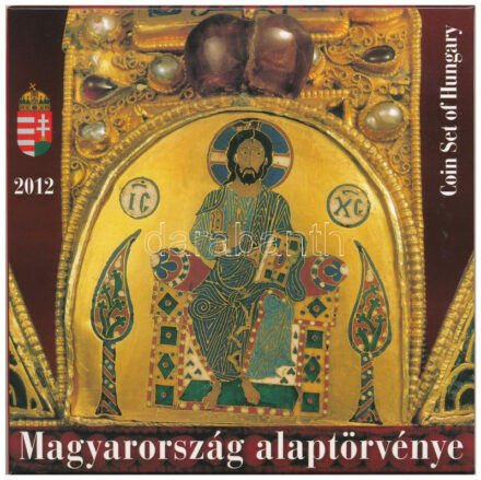 2012. 5Ft-200Ft (6xklf) elsőnapi veret, 'Magyarország Alaptörvénye' forgalmi sor szettben. Belső tokon a ragasztás elengedett T:1 Adamo FO46