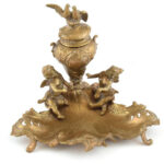 B.H.S. jelzéssel: Puttós, madaras tintatartó, öntött bronz, szép állapotban, m: 18 cm