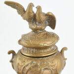 B.H.S. jelzéssel: Puttós, madaras tintatartó, öntött bronz, szép állapotban, m: 18 cm - Image 4