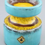 Hungária iparművész mécsestartó, mázas kerámia, etikettel jelzett, mázrepedésekkel, m: 12 cm
