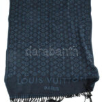 Louis Vuitton jelzéssel, stóla, 164x67cm