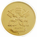 Vatikán 2014. 'Franciscvs p.m. / Statvs Vaticanvs' aranyozott Cu emlékérem kapszulában (33mm) T:PP Vatican 2014. 'Franciscvs p.m. / Statvs Vaticanvs' gold plated Cu commemorative medallion in capsule (33mm) C:PP - Image 2