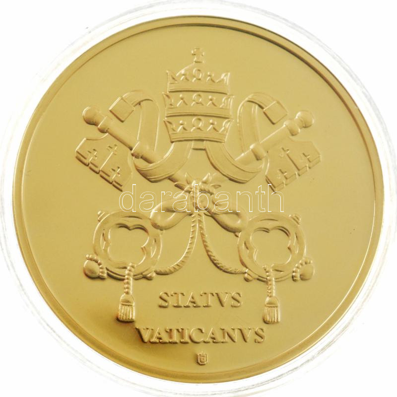 Vatikán 2014. 'Franciscvs p.m. / Statvs Vaticanvs' aranyozott Cu emlékérem kapszulában (33mm) T:PP Vatican 2014. 'Franciscvs p.m. / Statvs Vaticanvs' gold plated Cu commemorative medallion in capsule (33mm) C:PP - Image 2