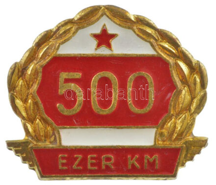 ~1980. '500 ezer kilométer balesetmentesen' műgyantás bronz jelvény (15x20mm) T:1-