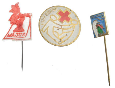 ~1950-1980. 3xklf 'Kiváló beosztott' egészségügyi festett fém jelvény (26mm) + 'Törzsgárda 10' baromfiipari festett fém jelvény (14x10mm) + 'Május 1' festett műanyag jelvény (20x23mm) T:1-,2