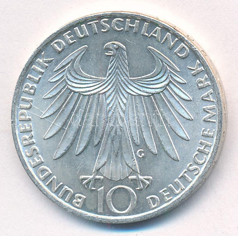 Német Szövetségi Köztársaság 1972G 10M Ag 'Müncheni Olimpia - térdelő atléták' T:1- Federal Republic Germany 1972G 10 Mark Ag 'Munich Olympics - Athletes kneeling' C:AU Krause KM#132 - Image 2