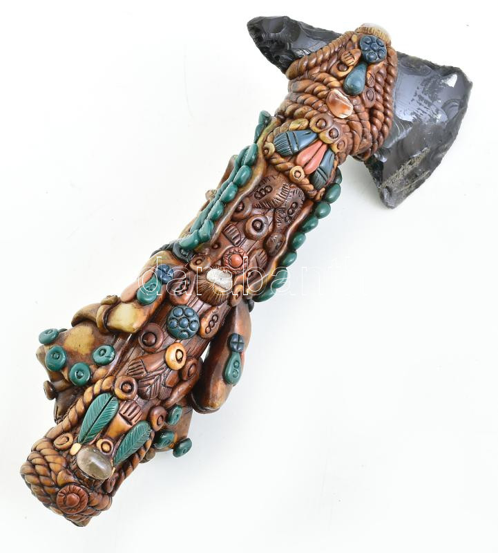 Azték szakrális obszidián balta, tomahawk, obszidián ls egyéb féldrágakövekkel díszítve. Sérüléssel 27 cm - Image 3