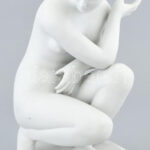 Raffaello Romanelli (1856-1928) nyomán, Venus. Biscuit porcelán, olvashatatlan jelzéssel, hibátlan, m: 24 cm