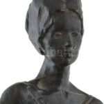 Olvashatatlan jelzéssel: Álló nő. Bronzírozott műgyanta, hibátlan, m: 39 cm - Image 4