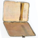 Ezüst (Ag) cigaretta tárca, Payer Gizella képzőművész monogramjával, cca 1930, jelzett, 7×9 cm, 85 g - Image 3