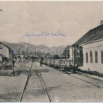 Raholca, Orahovica; vasútállomás. Fotograf M. Ollrom / Bahnhof / railway station (szakadás / tear)
