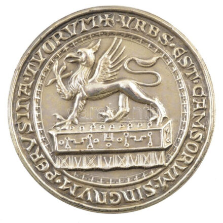 Olaszország DN 'Filatéliai és numizmatikai kiállítás - Perugia 80' kétoldalas jelzett Ag emlékérem '104' sorszámmal, 'S. Johnson' gyártói jelzéssel, eredeti dísztokban (37,75g/0.800/46mm) T:1- Italy ND 'Philatelic and Numismatic