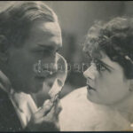 1929 Ítél a Dnyeszter című film vitrinképei, 2 db fotó, 21×25 cm