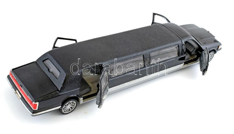 1996 Lincoln limuzin játékautó, fém. 32 cm - Image 2