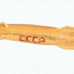Vostok űrhajót ábrázoló fém asztali dísz / Spaceship decoration 9 cm - Image 2
