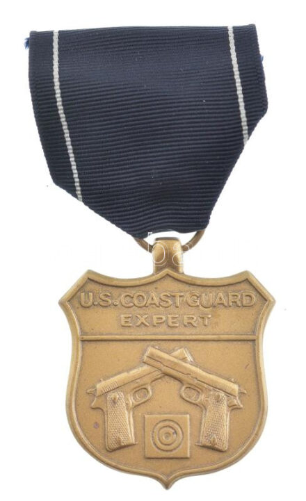 Amerikai Egyesült Államok DN 'Partiőrség Szakértő' bronz kitüntetés mellszalaggal T:1- USA ND 'U.S. Coastguard Expert' bronze decoration with ribbon C:AU
