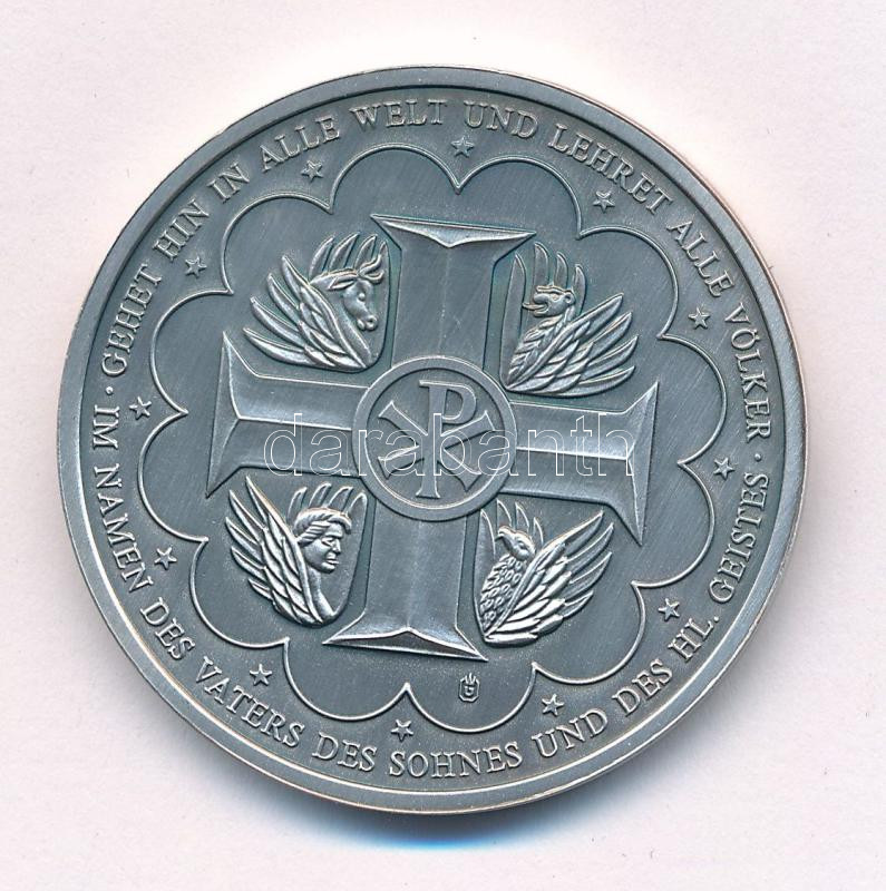 Németország 1998. 'Jézus Krisztus keresztre feszítése' kétoldalas, ezüstözött Cu emlékérem tanúsítvánnyal (40mm) T:1 Germany 1998. 'Crucifixion of Jesus Christ' two-sided, silvered Cu medallion with certificate (40mm) C:UNC - Image 2