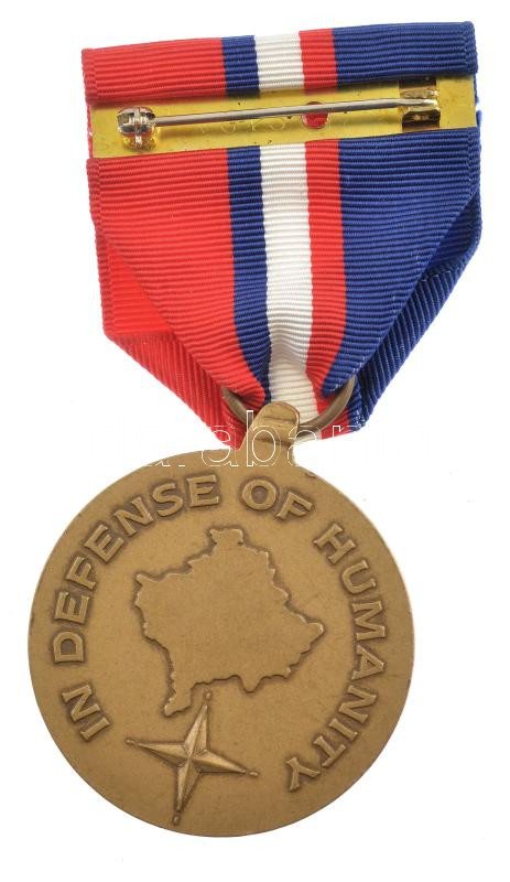 Amerikai Egyesült Államok DN 'Koszovói hadjárat' bronz kitüntetés mellszalagon T:1- USA ND 'Kosovo Campaign' bronze decoration with ribbon C:AU - Image 2