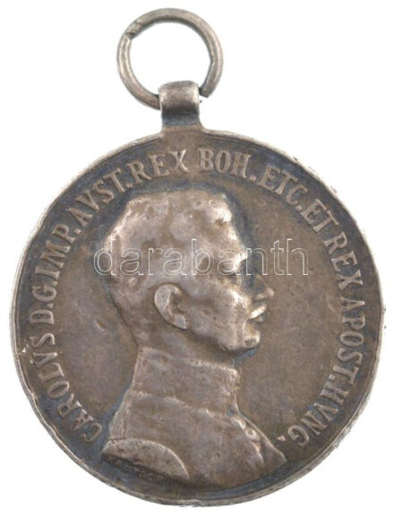 1917. 'Károly Ezüst Vitézségi Érem II. osztálya' jelzetlen Ag kitüntetés mellszalag nélkül. Szign.: Kautsch T:2- ph. Hungary 1917. 'Silver Gallantry Medal, 2nd Class' Ag decoration without hallmark, without ribbon. Sign.: Kautsch C:VF