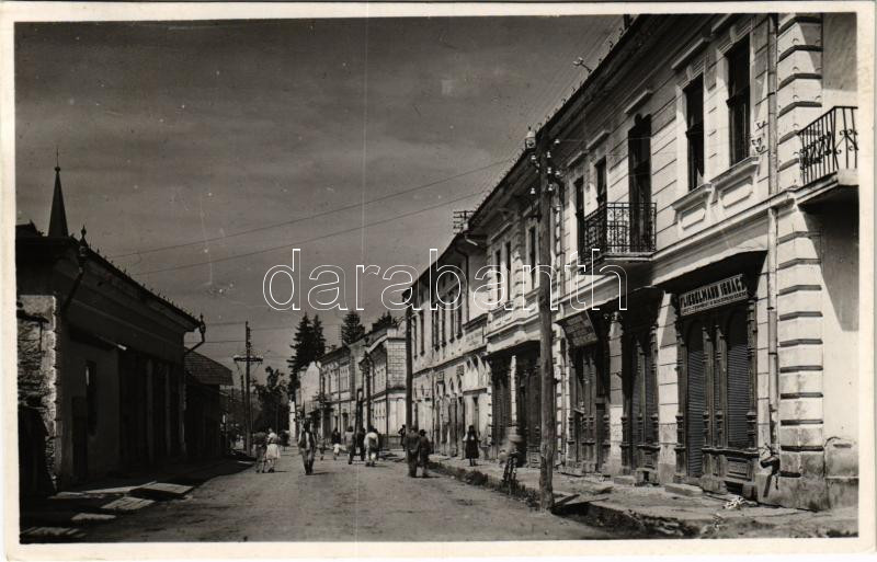 Felsővisó, Viseu de Sus (Máramaros); utca, Fliegelmann Ignác, Ancsel Salamon, Horvát Károly üzlete / street view, shops (fa)