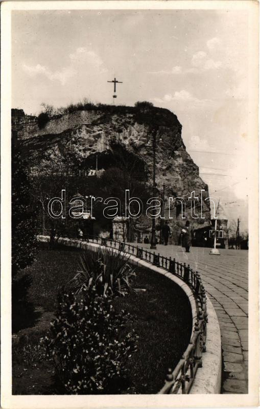 Budapest XI. Gellérthegyi sziklakápolna, 27-es villamos