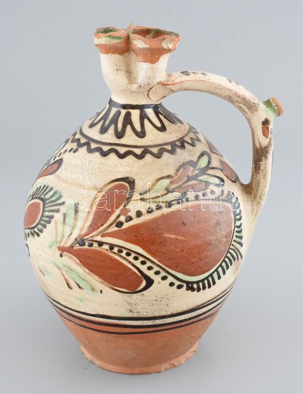Vizes korsó. XIX. sz. mázas cserép, kézzel festett, jelzés nélkül, sérüléssel 25 cm